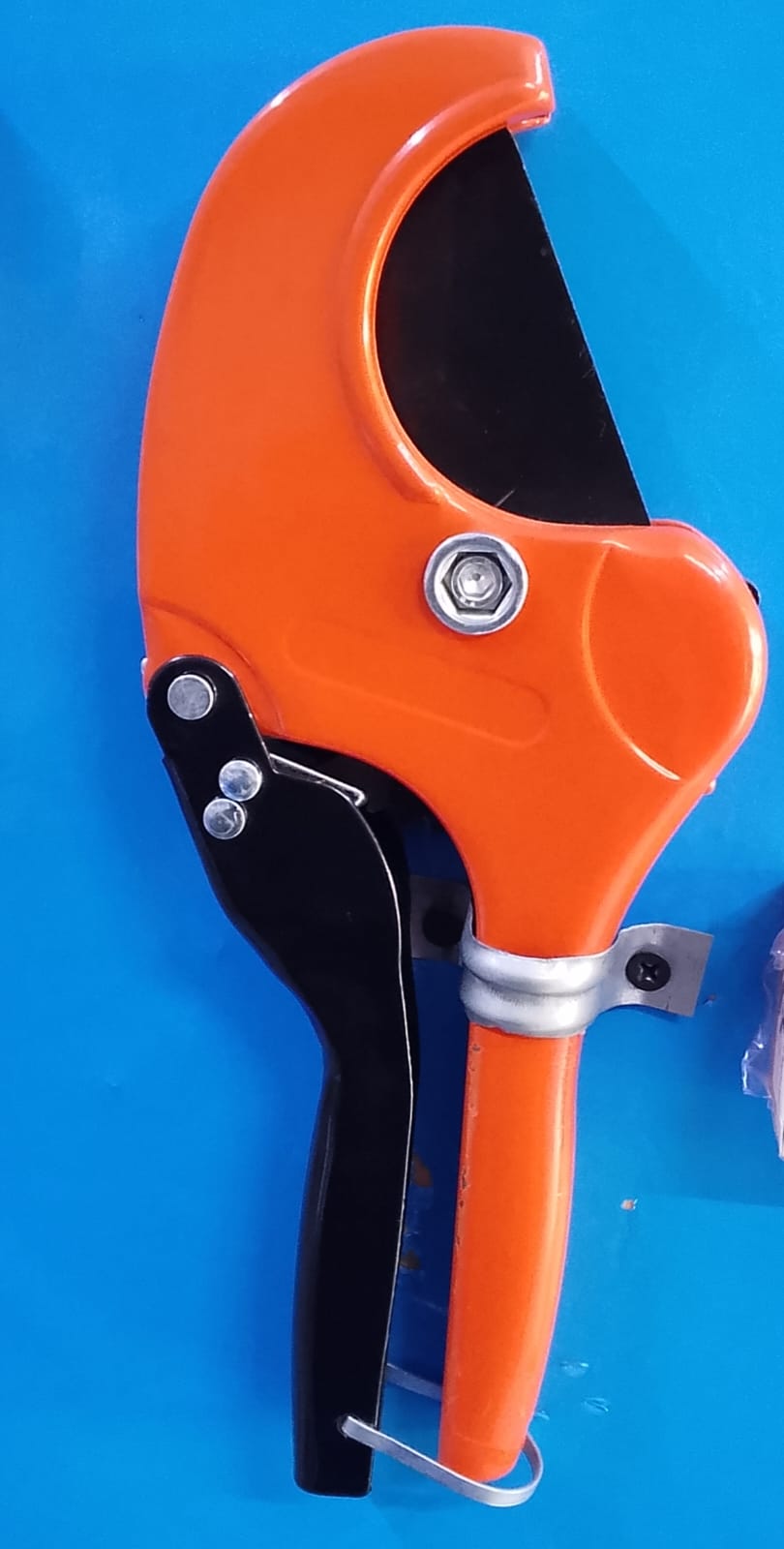 LARGE PIPE CUTTER 63MM
